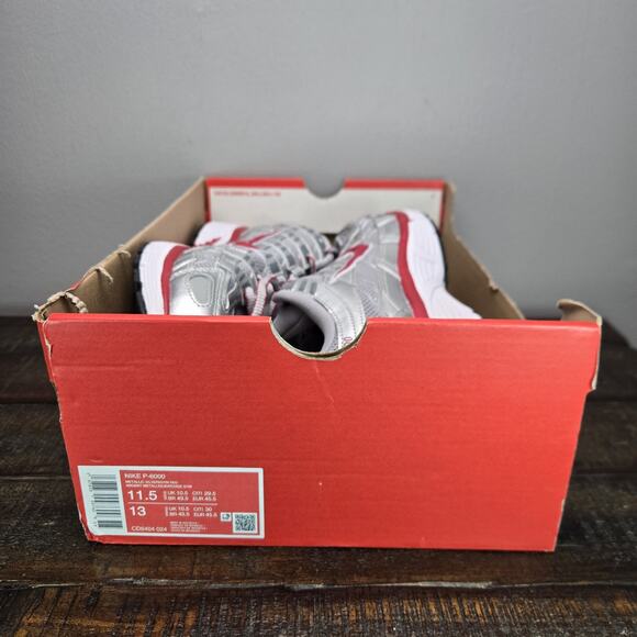 NEW Nike P-6000 Mens Size 11.5 Running Shoes Metallic Silver Gym Red CD6404-024 - Picture 12 of 12